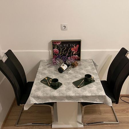 Apartment Leona สปลิท ภายนอก รูปภาพ