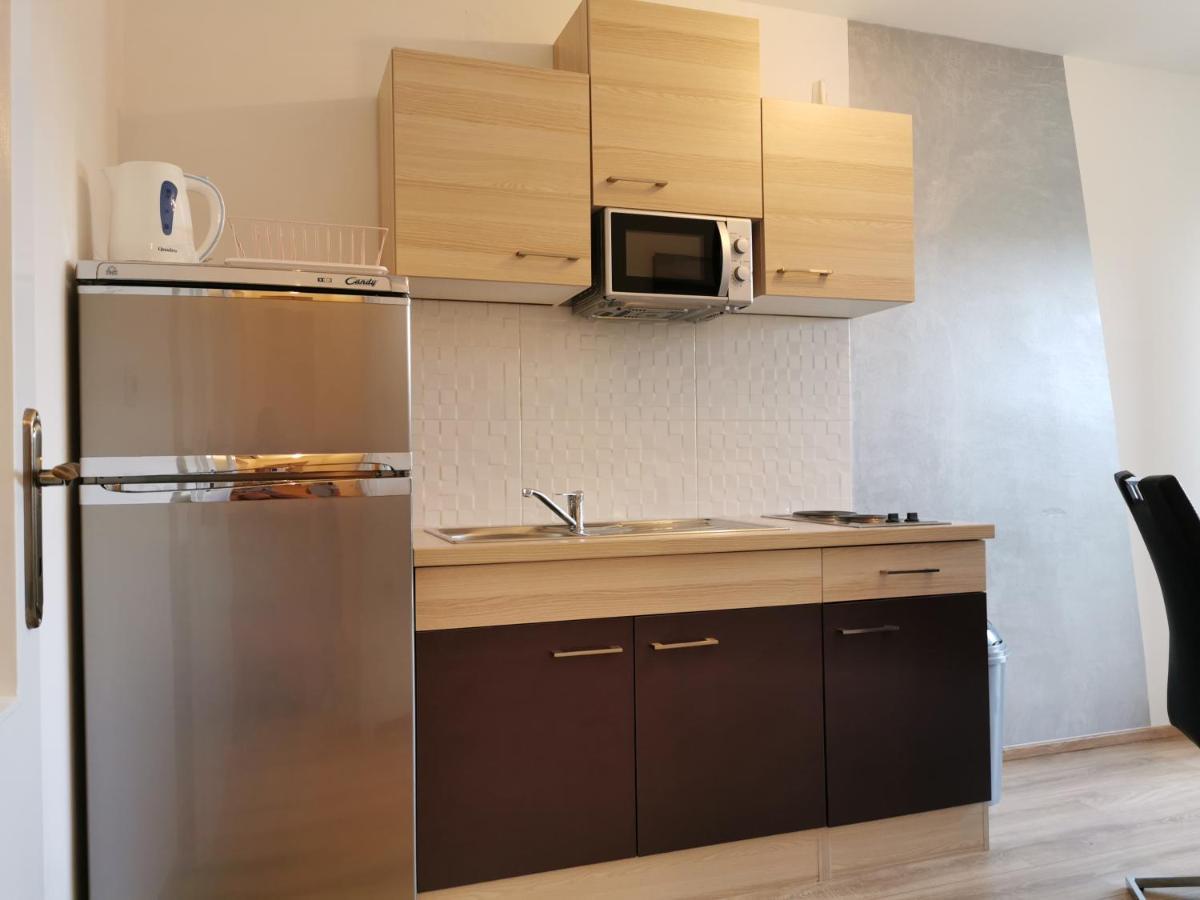 Apartment Leona สปลิท ภายนอก รูปภาพ