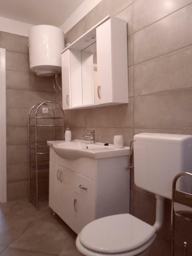 Apartment Leona สปลิท ภายนอก รูปภาพ